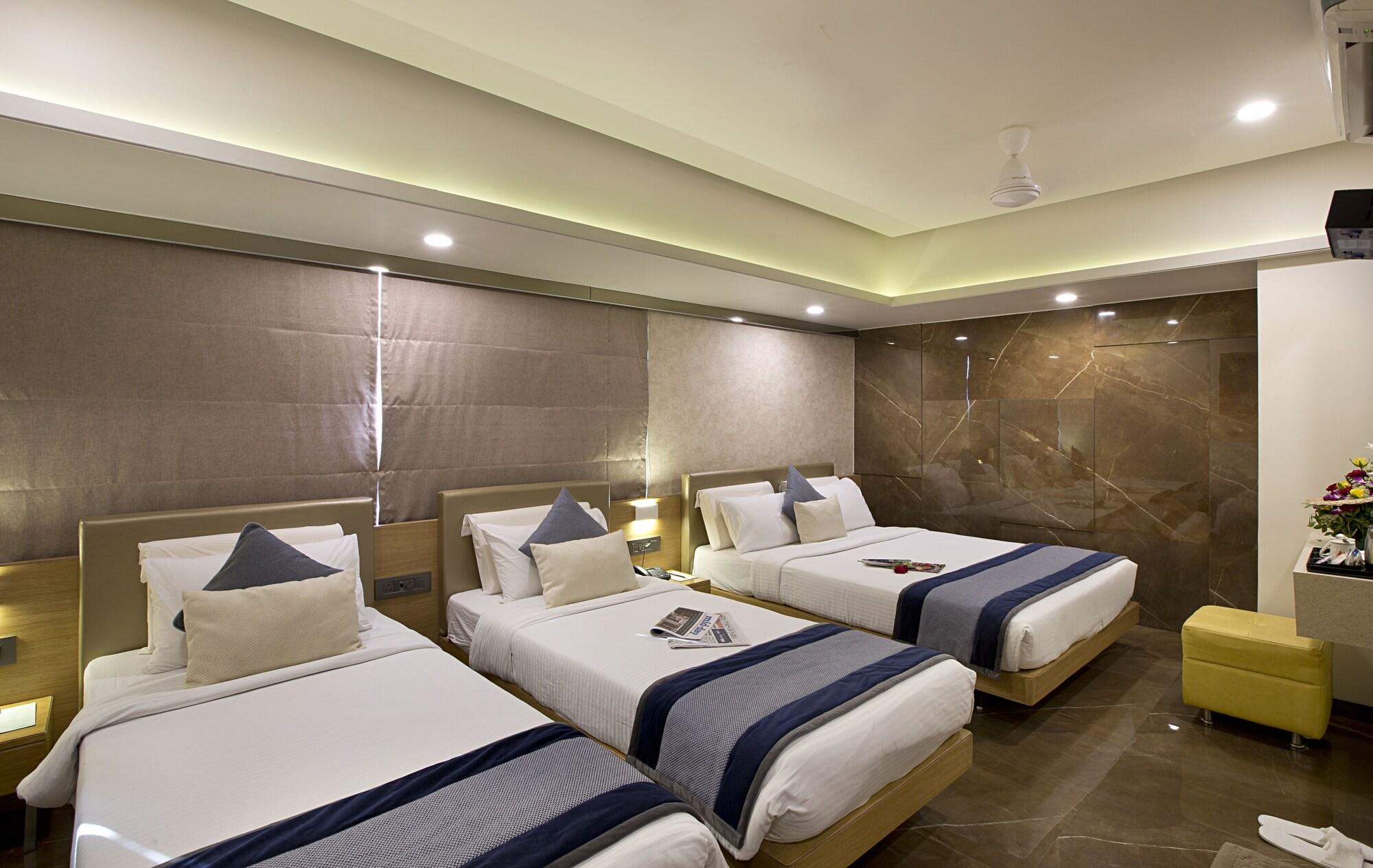 Hotel Planet Residency Мумбай Екстериор снимка