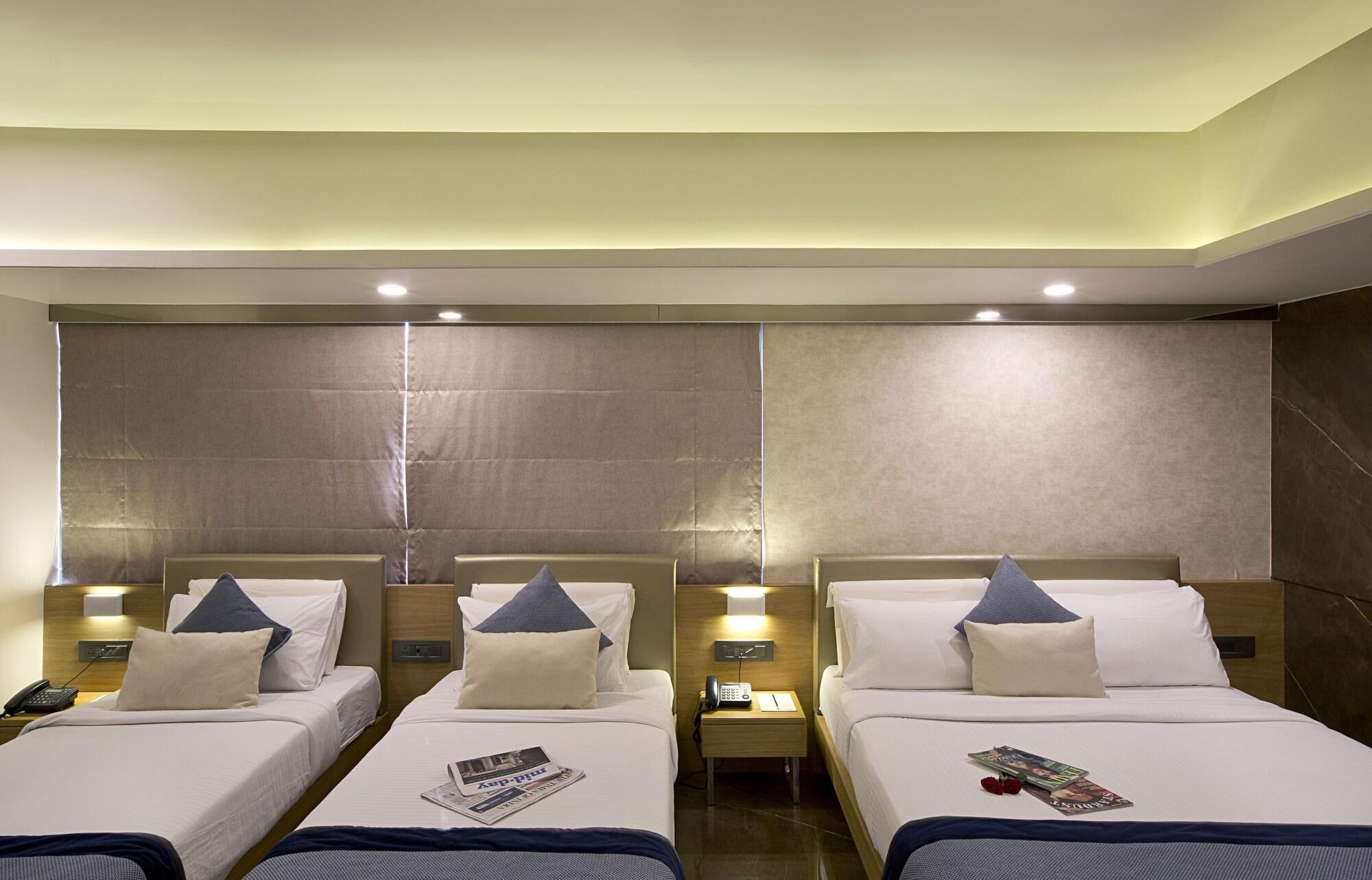 Hotel Planet Residency Мумбай Екстериор снимка