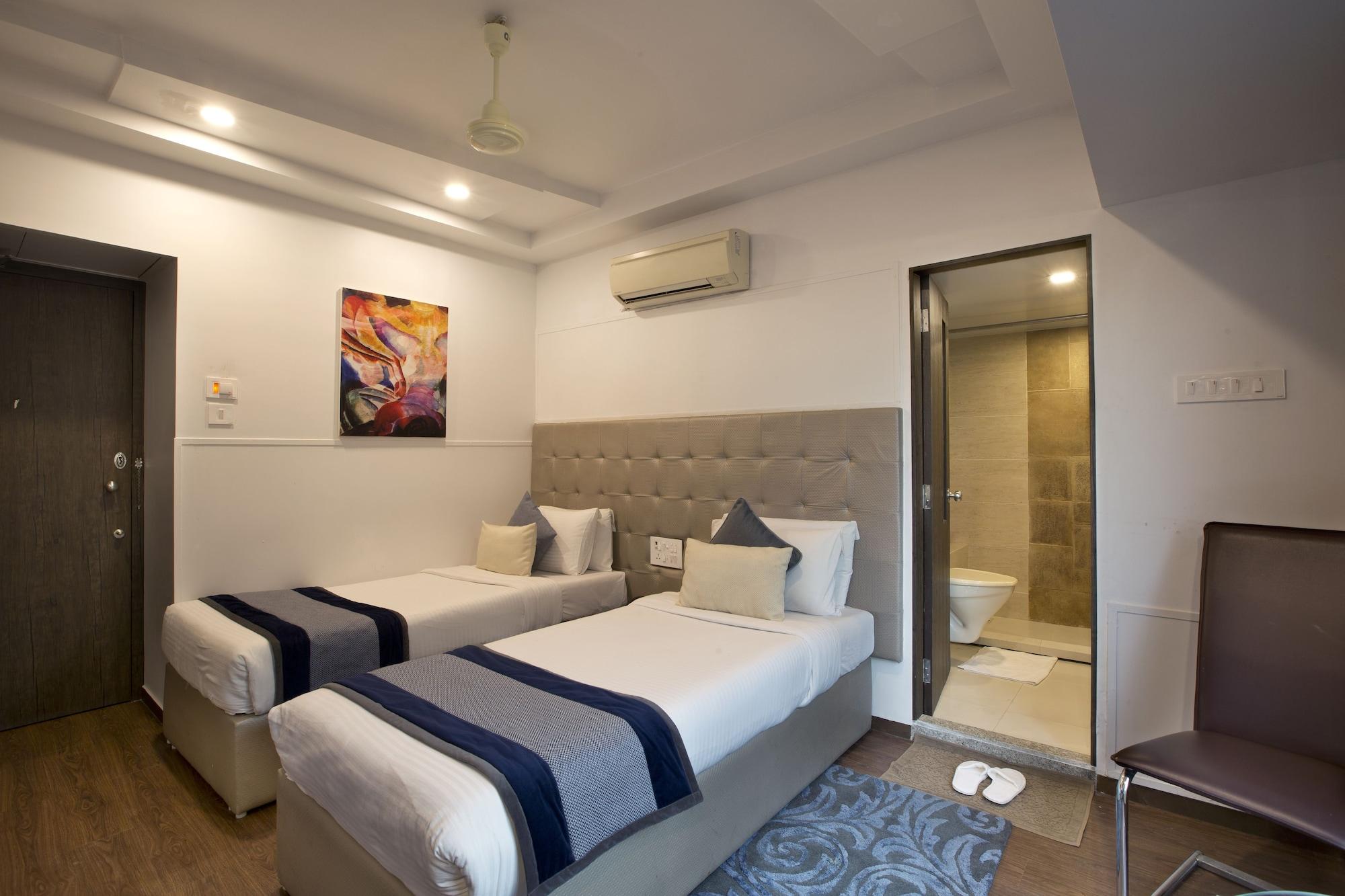 Hotel Planet Residency Мумбай Екстериор снимка