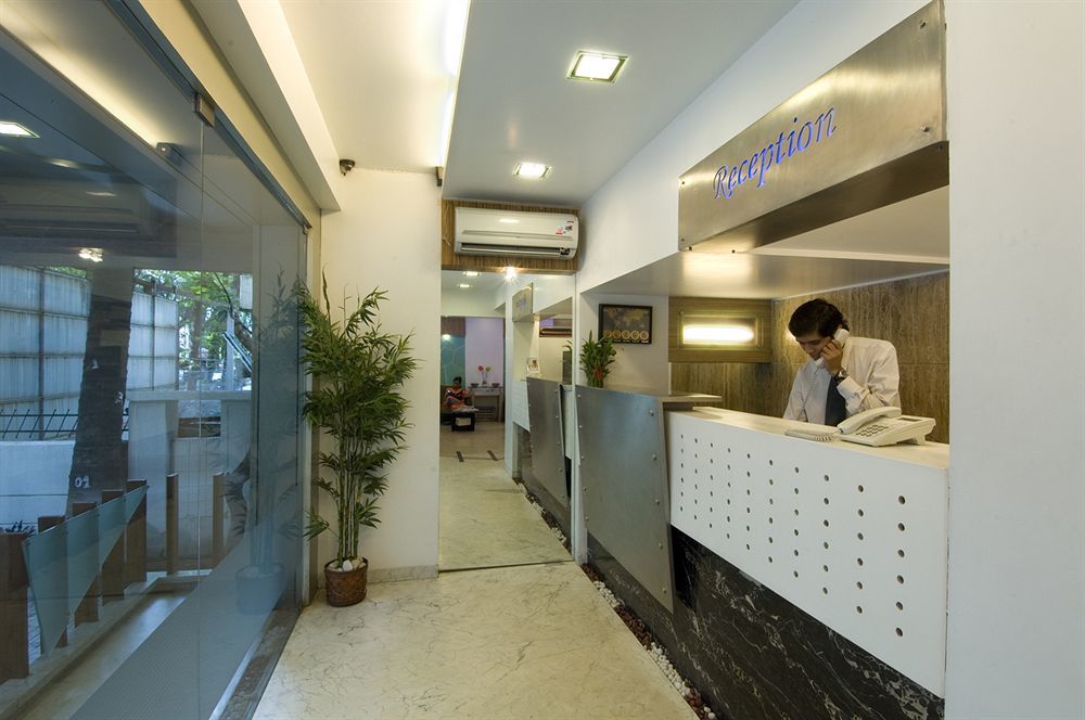 Hotel Planet Residency Мумбай Екстериор снимка