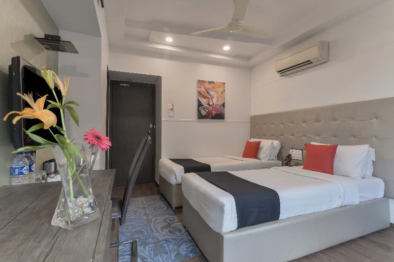 Hotel Planet Residency Мумбай Екстериор снимка